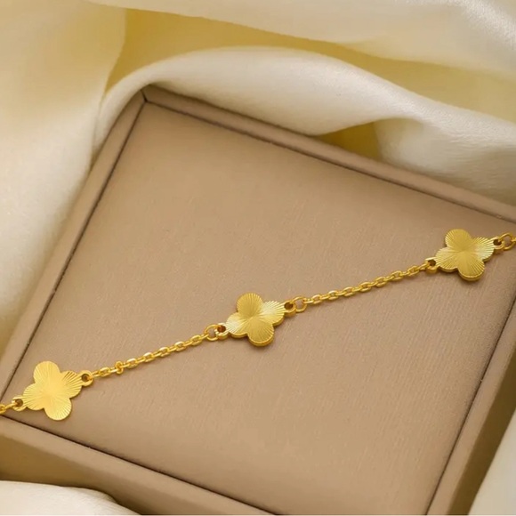 Four leaf clover bracelet Gold - Picture 2 of 3